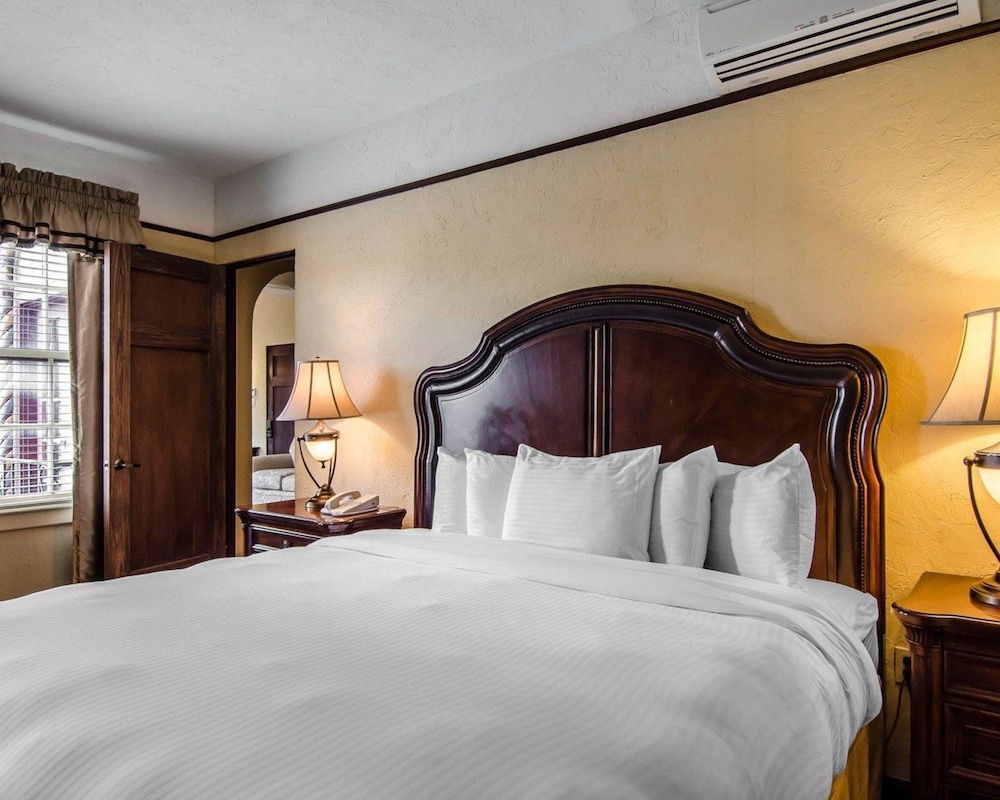 Hotel Seville 7/49