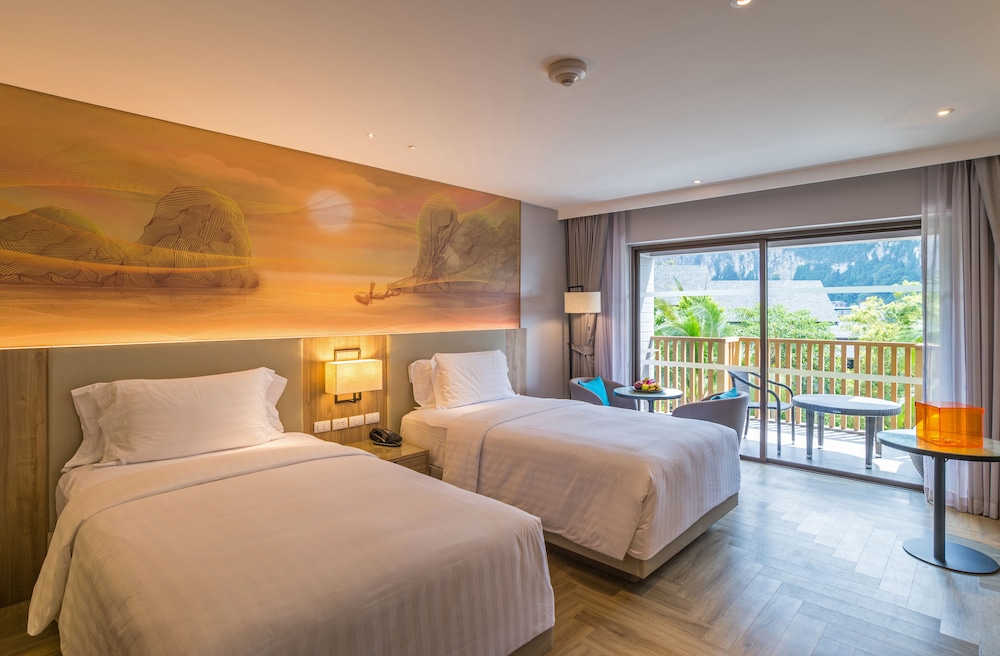 Holiday Inn Resort Krabi Ao Nang Beach 28/79