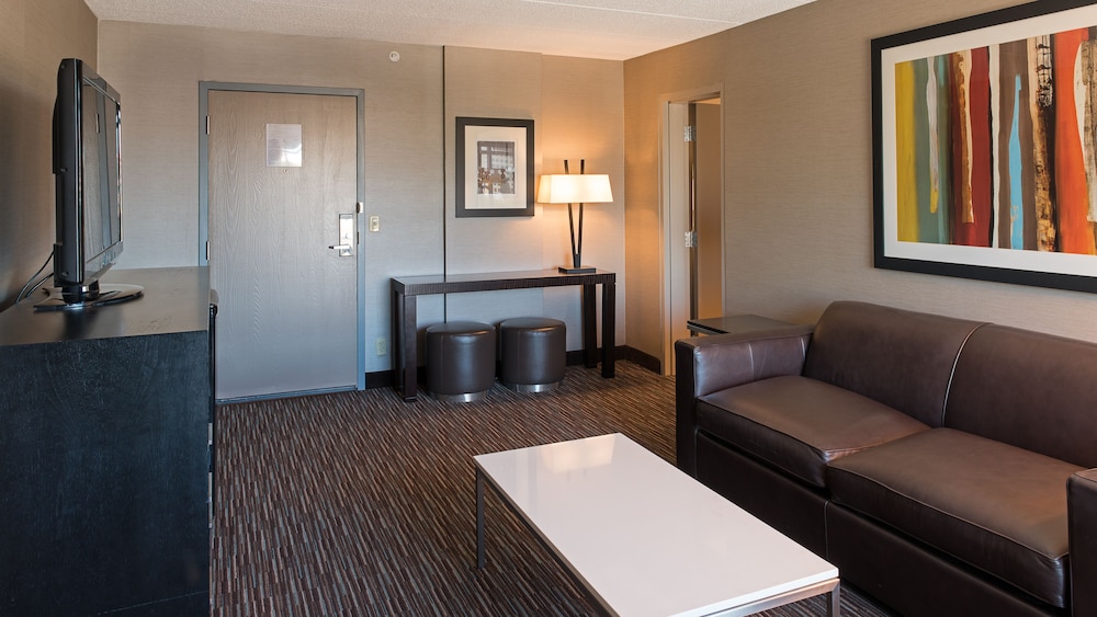 Holiday Inn St. Paul Downtown 41/74