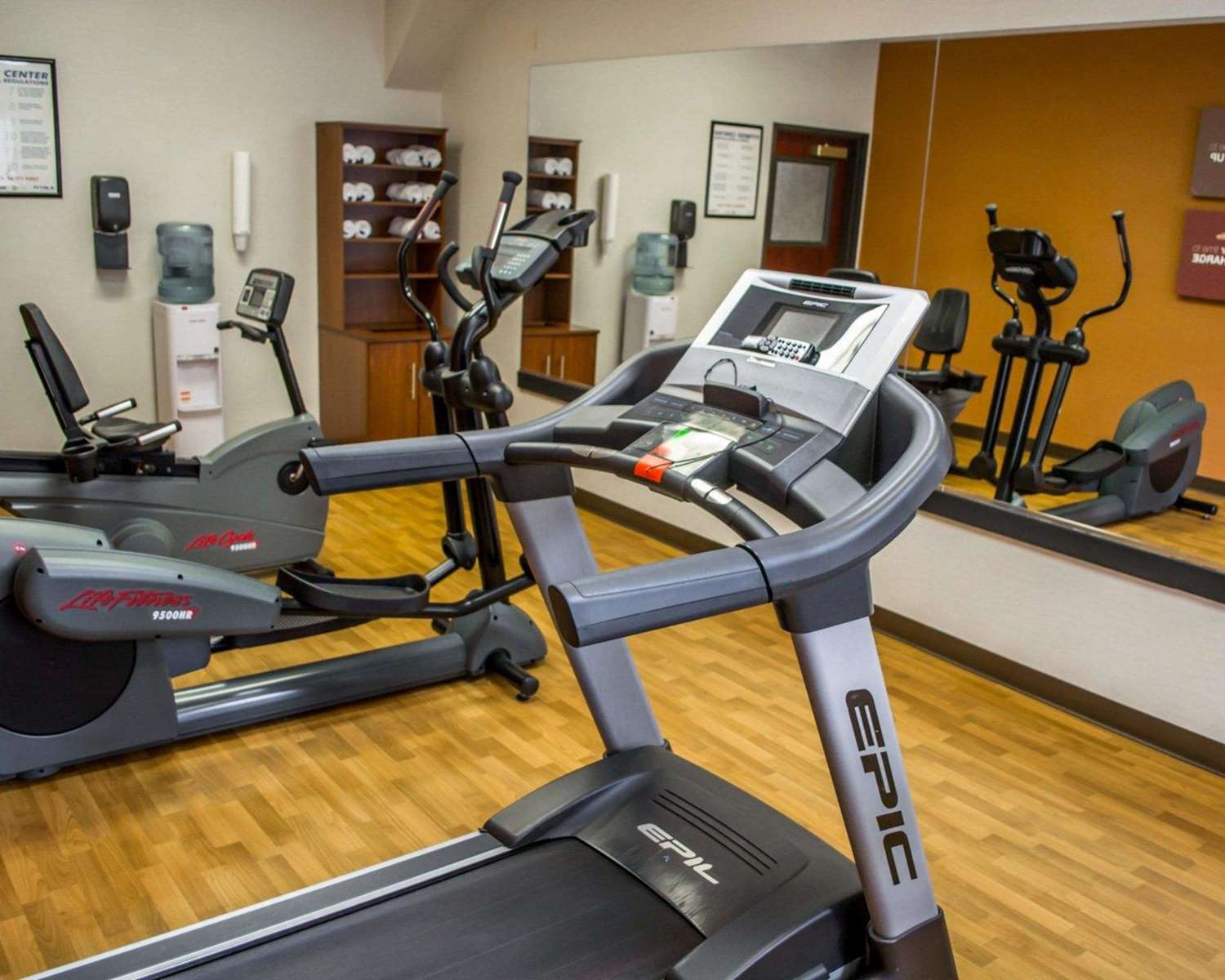 Comfort Suites Southwest 27/45