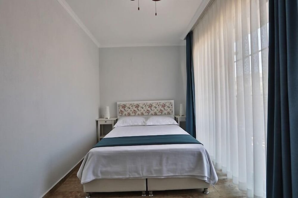 Emre Hotel 10 Oda 6/22