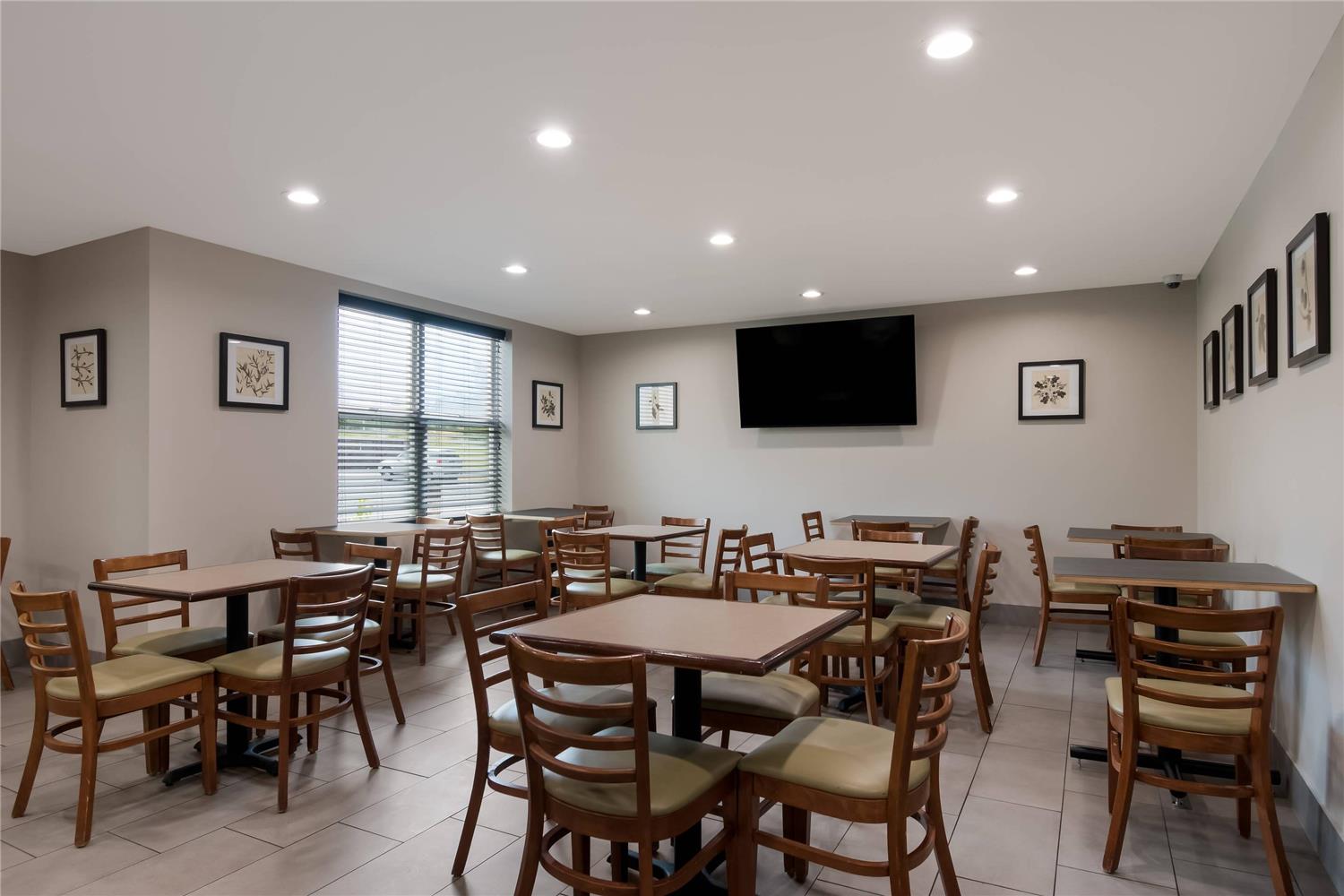 Country Inn & Suites by Radisson, Harrisburg Northeast - Hershey 18/21
