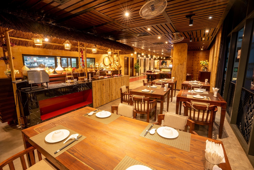 restaurant cafeteria