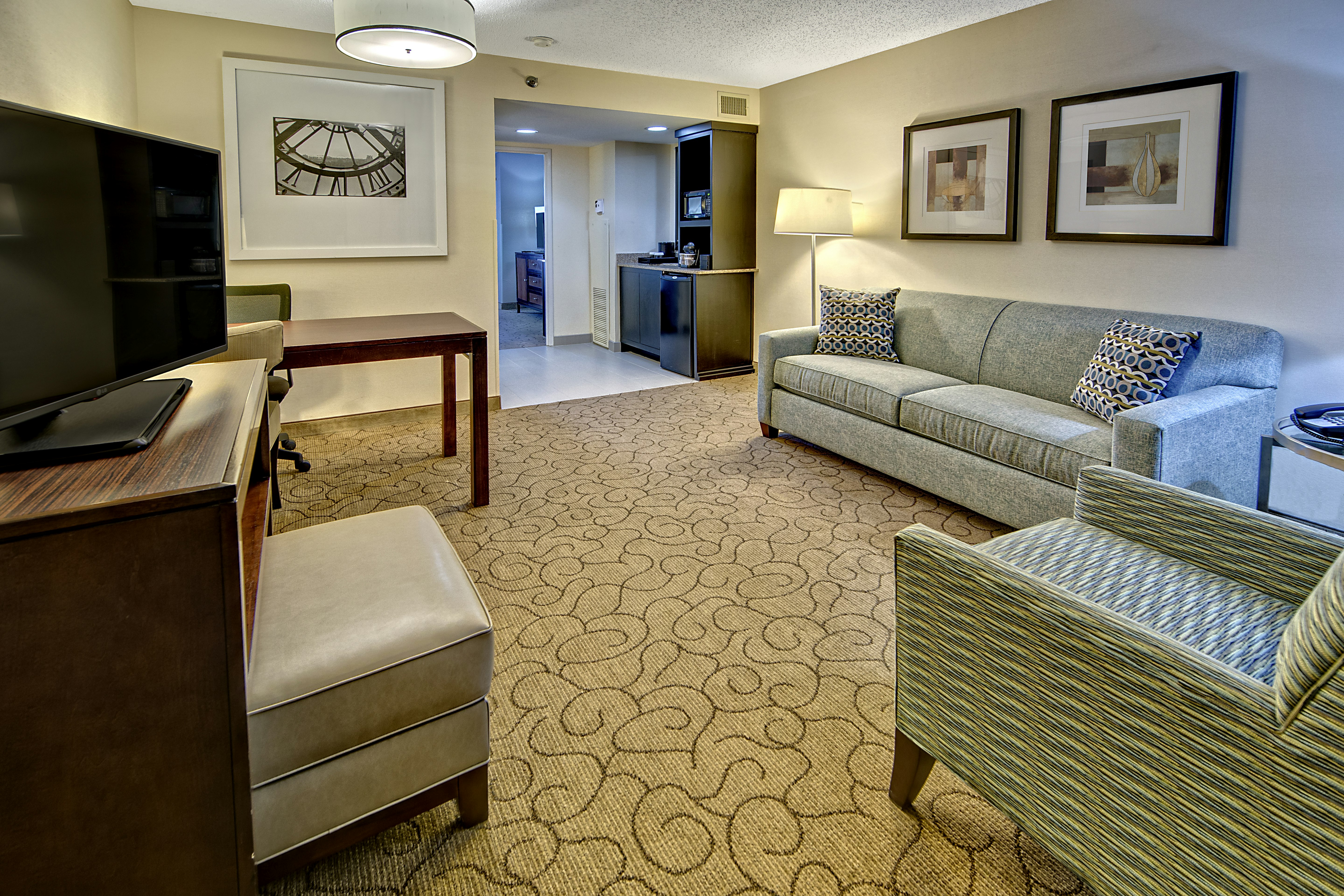 Embassy Suites by Hilton Memphis East Germantown Area 53/80