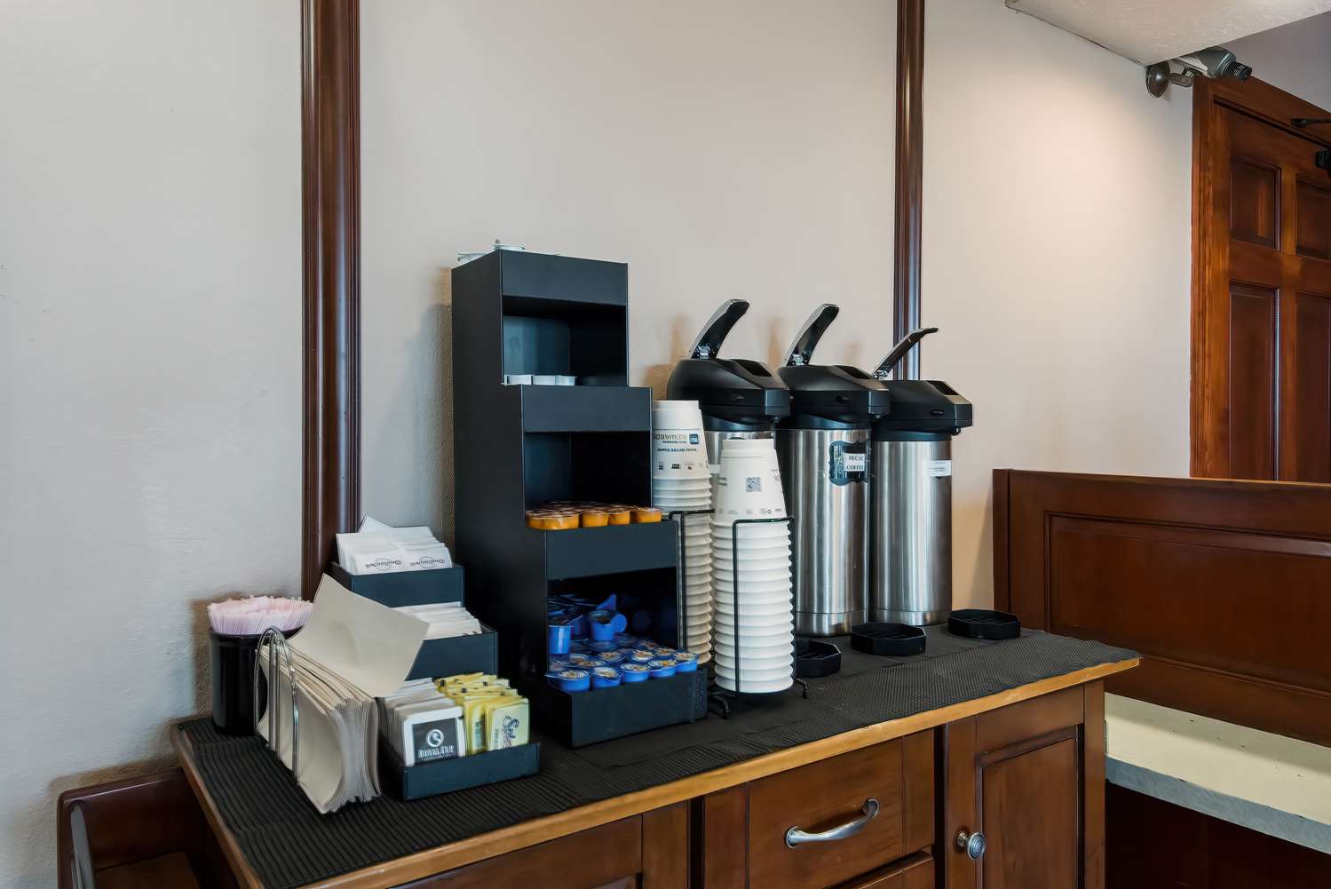 Surestay Plus Hotel By Best Western Jackson 8/25