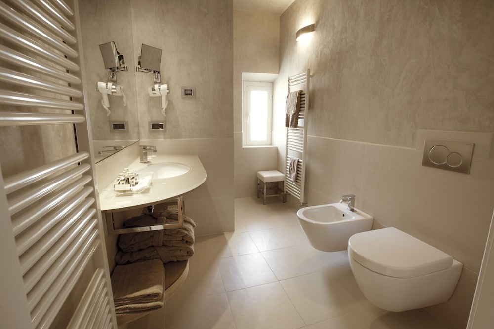 Albergo Celide 32/79