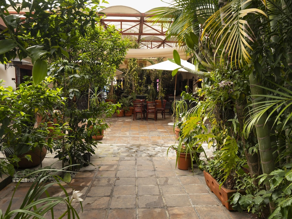 Hotel Casa Real Del Cafe 58/66