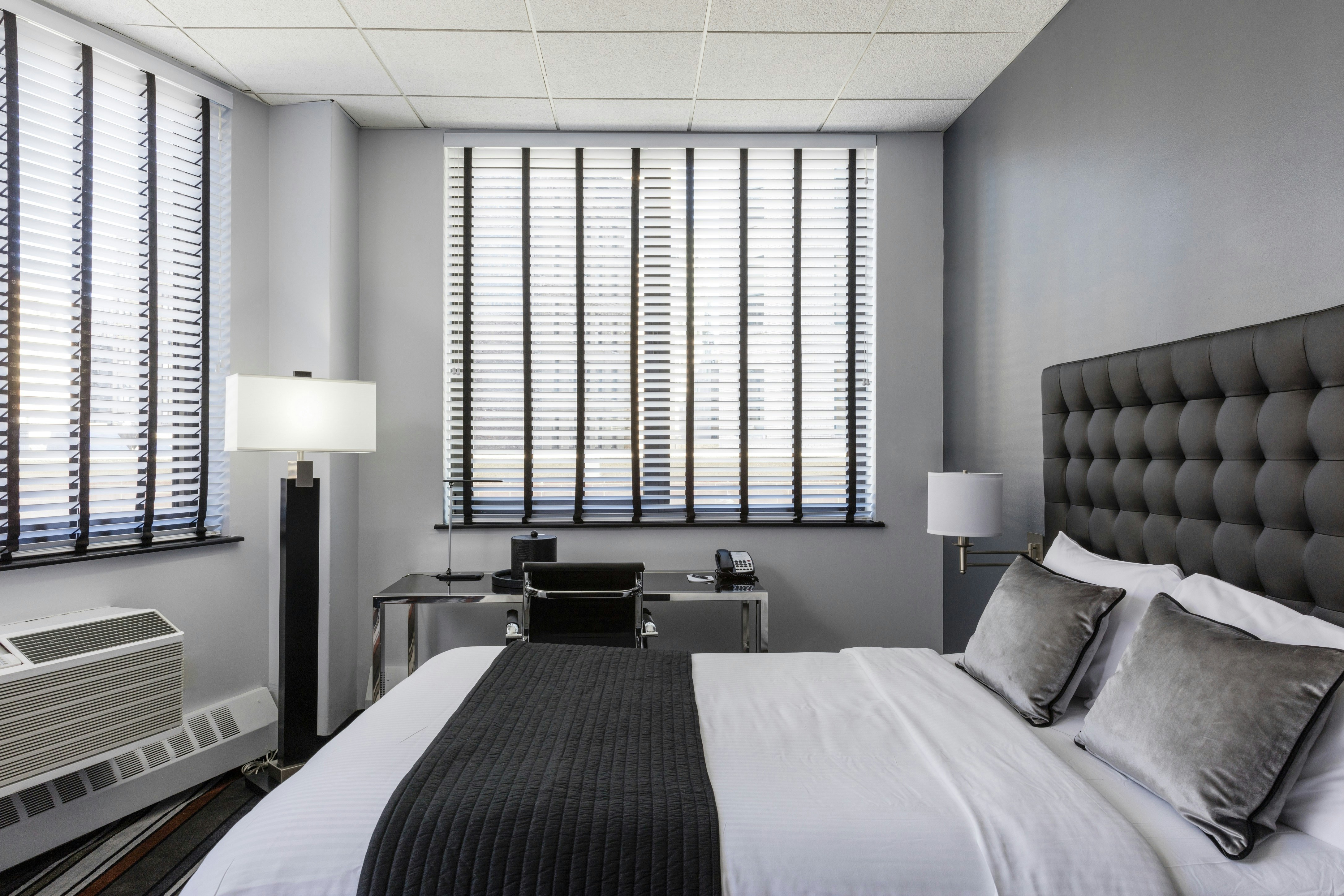 Broadway Plaza Hotel 40/61