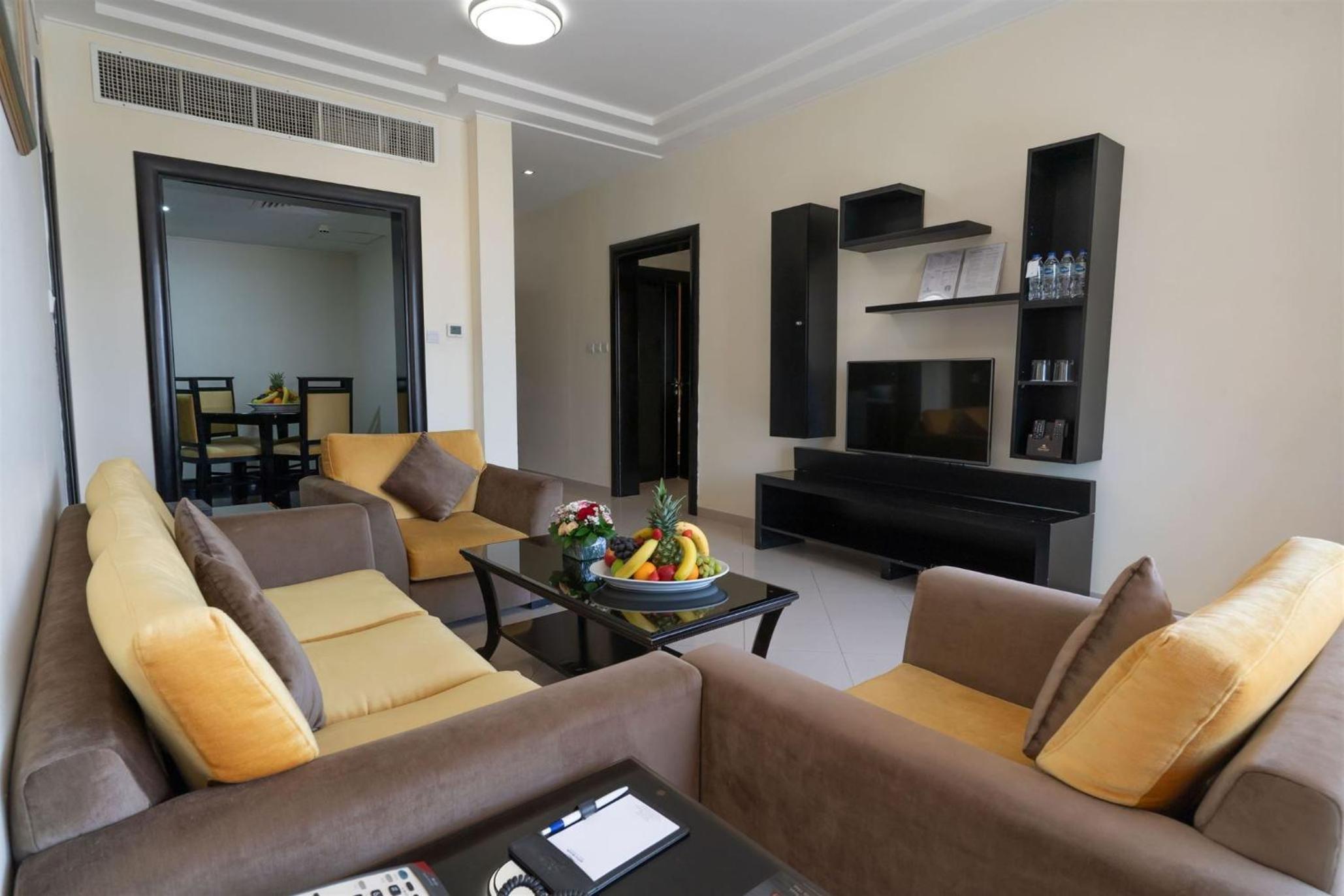Royal Beach Hotel & Resort 32/50