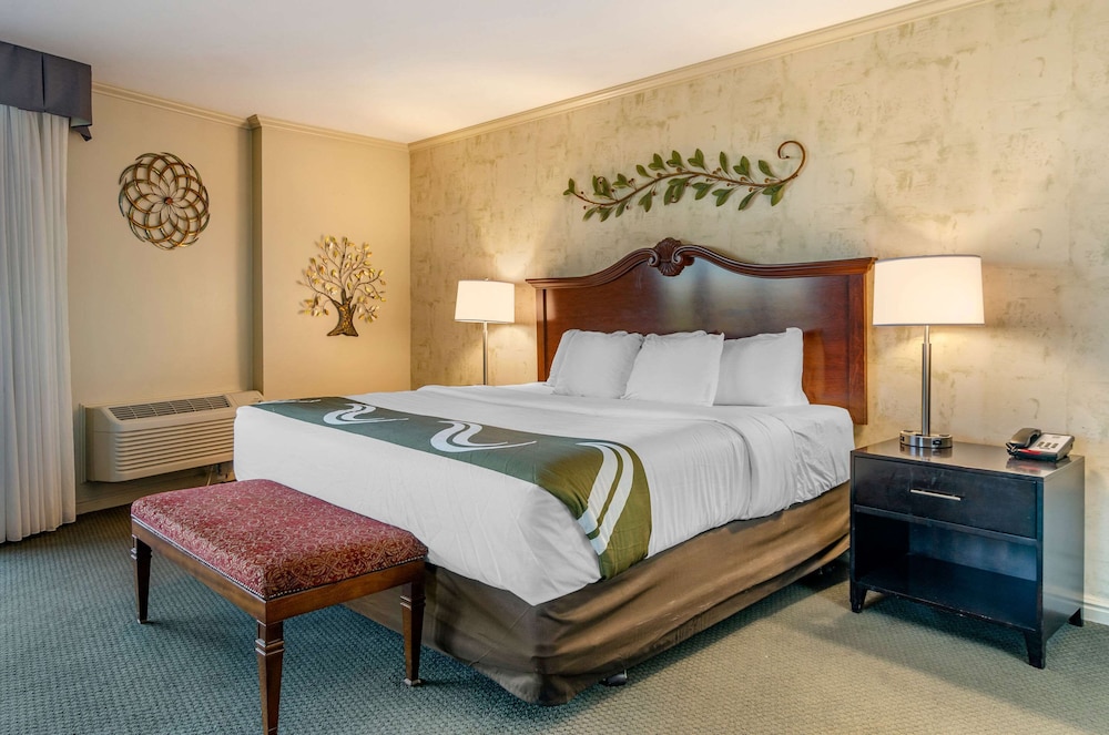 Comfort Suites Idaho Falls 10/50