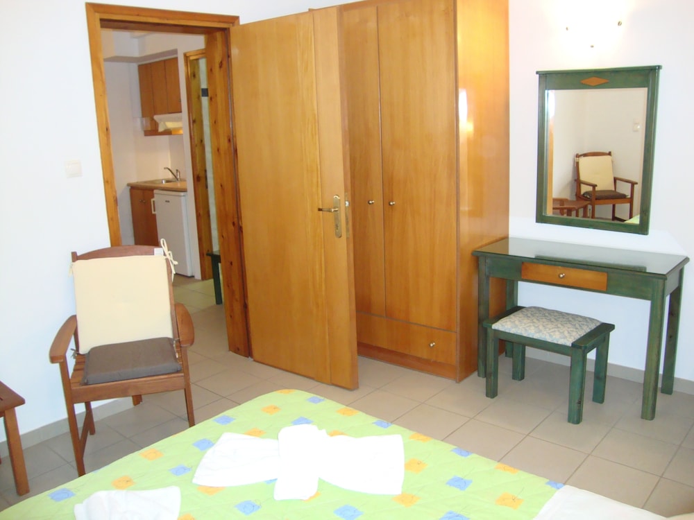 Kyriaki Hotel 9/64