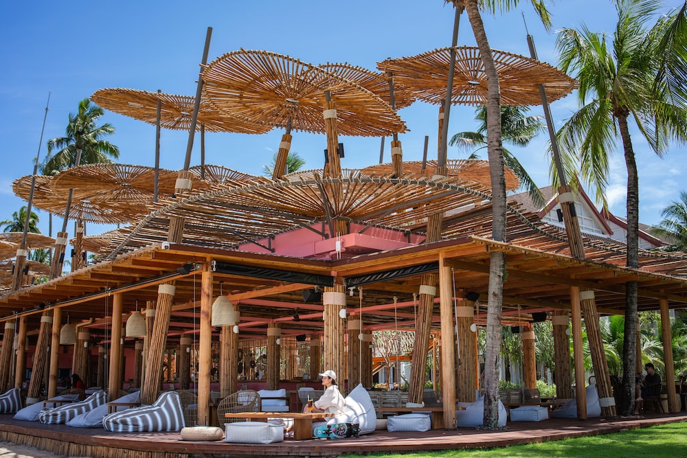 Apsara Beachfront Resort and Villa 7/126