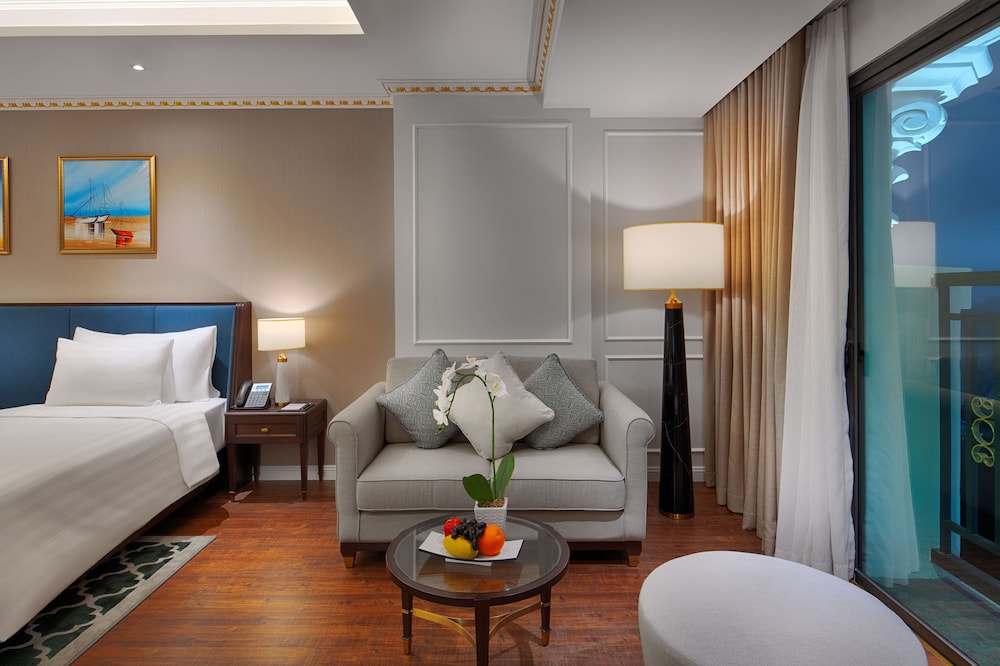 Flc Ha Long Bay Golf Club And Luxury Resort 38/67