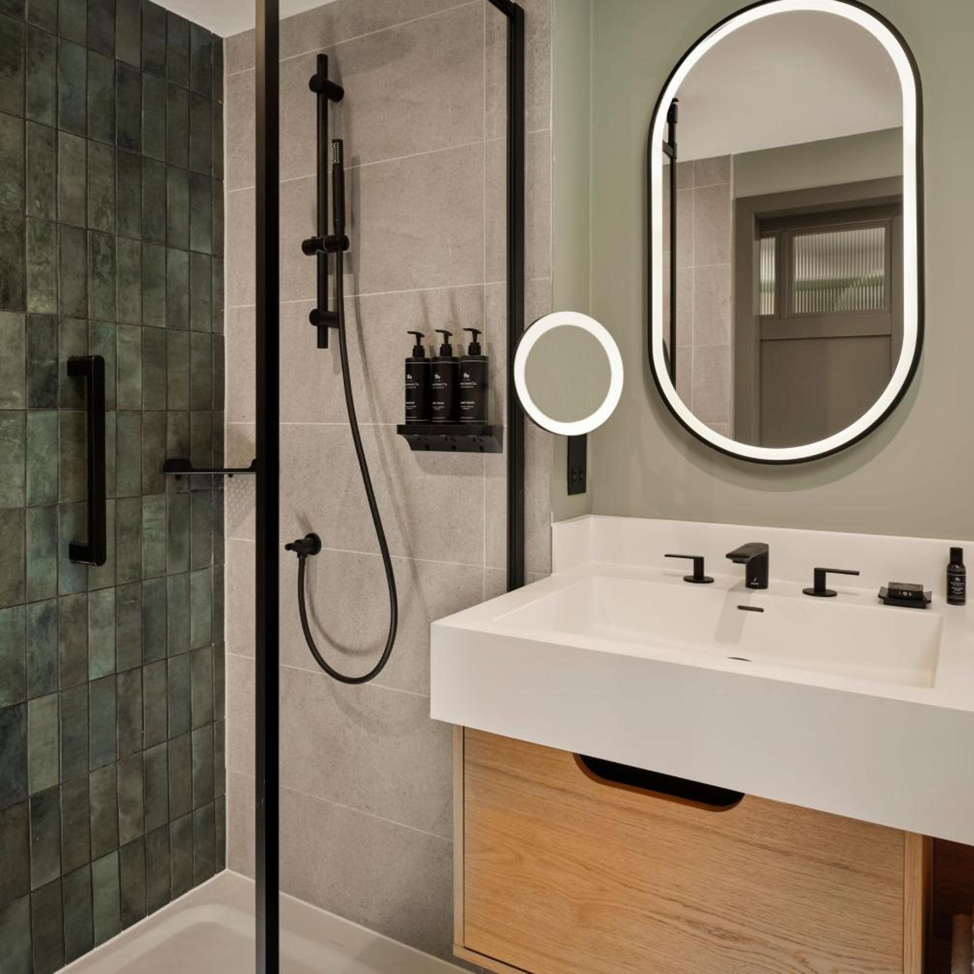 2 Bedrooms, Connecting, Family, Water View