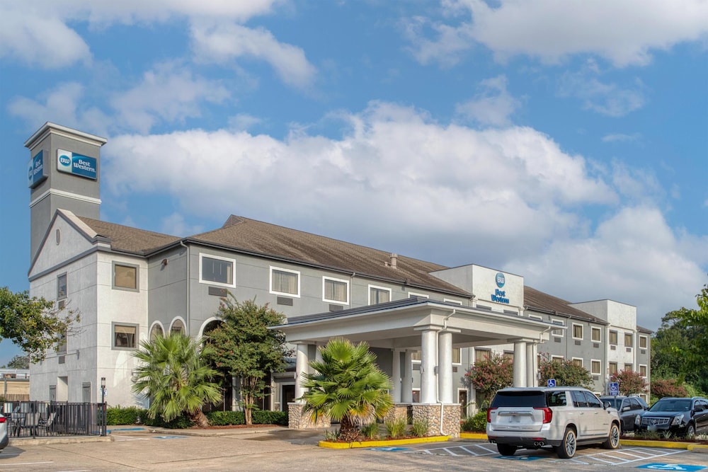 Best Western Champions Forest Inn and Suites 50/61