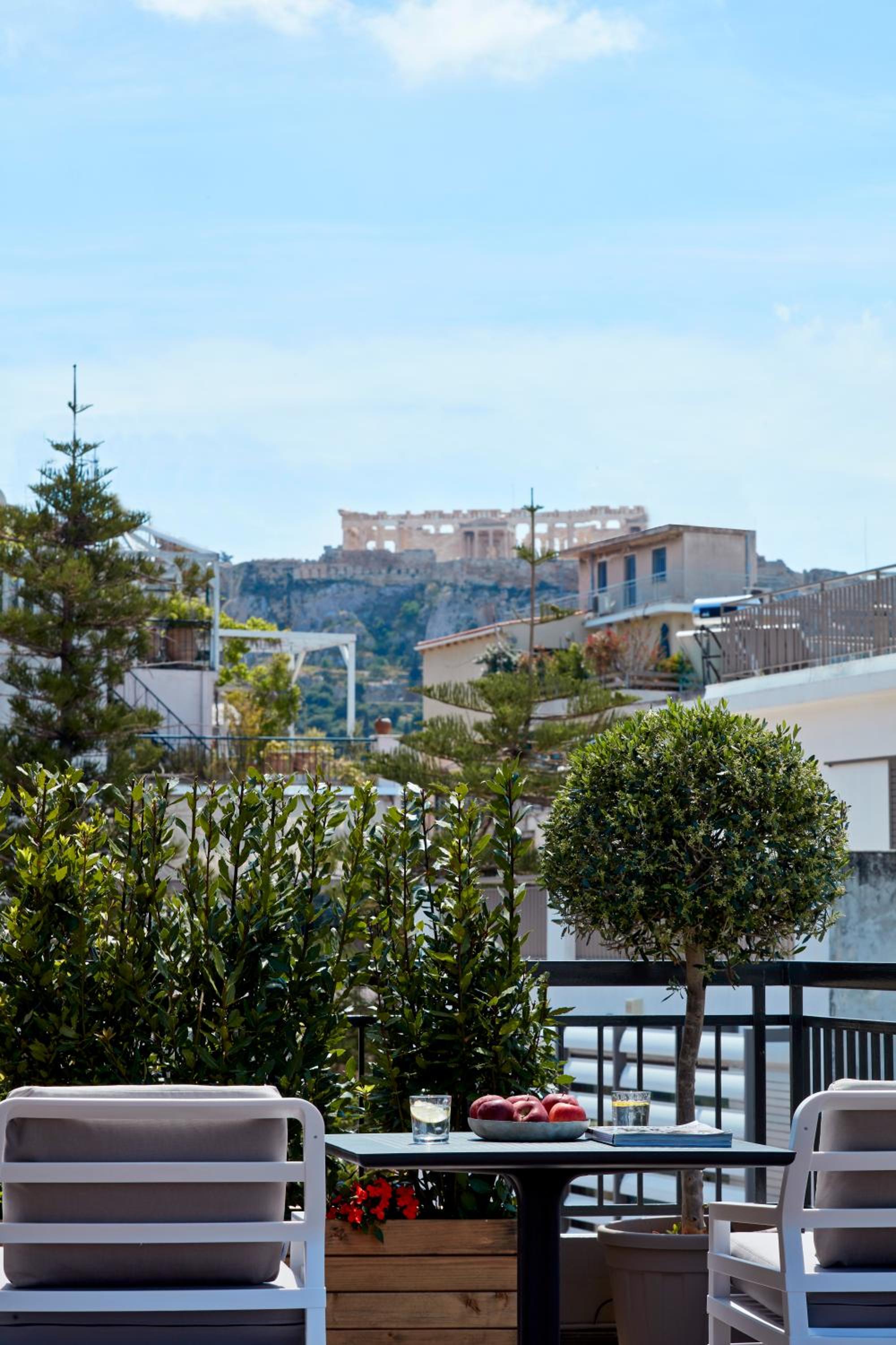 Loft, Queen Bed, Acropolis View, Terrace