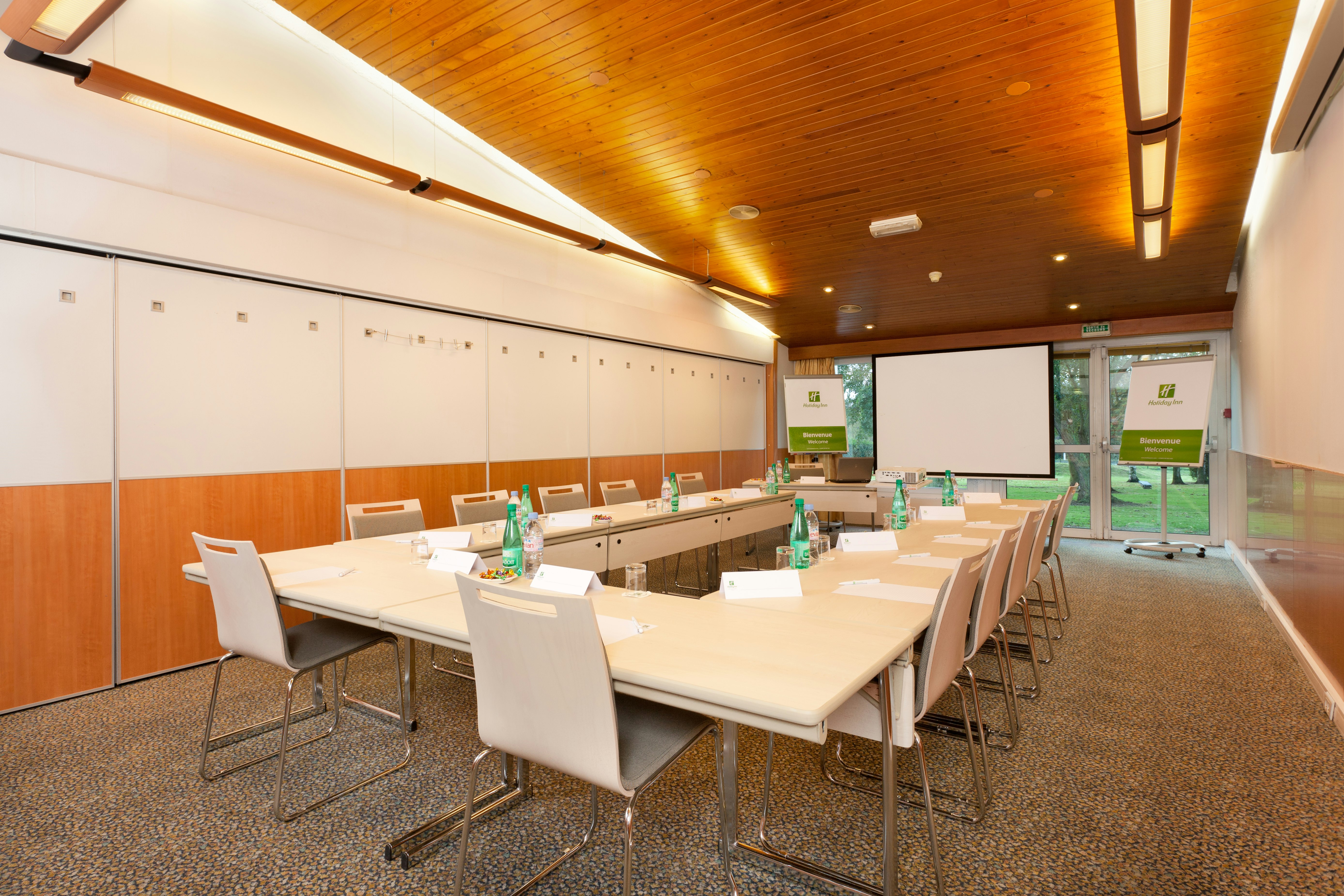 Holiday Inn Lille Ouest Englos 26/35