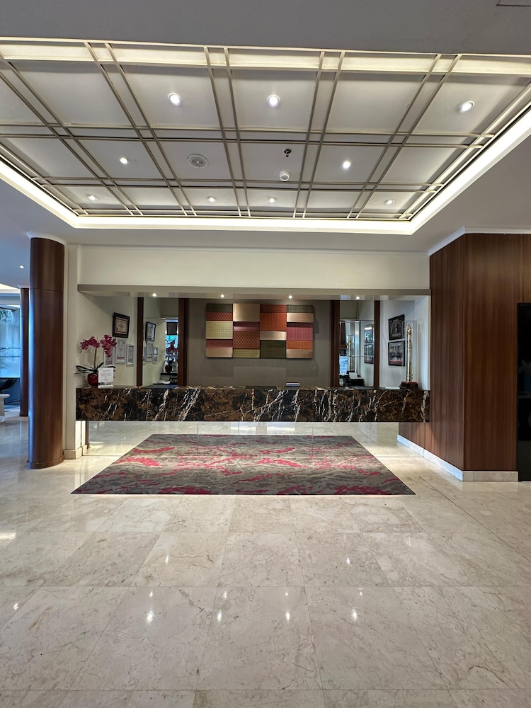 Grand Zuri Dumai 16/69