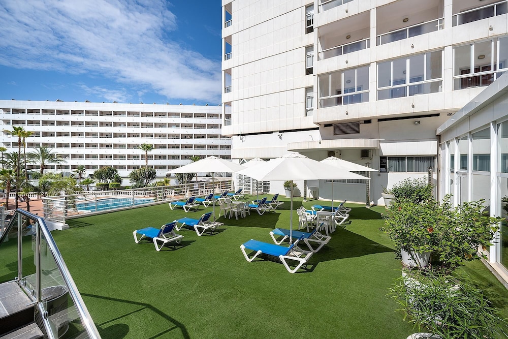 Poseidon Resort 56/62