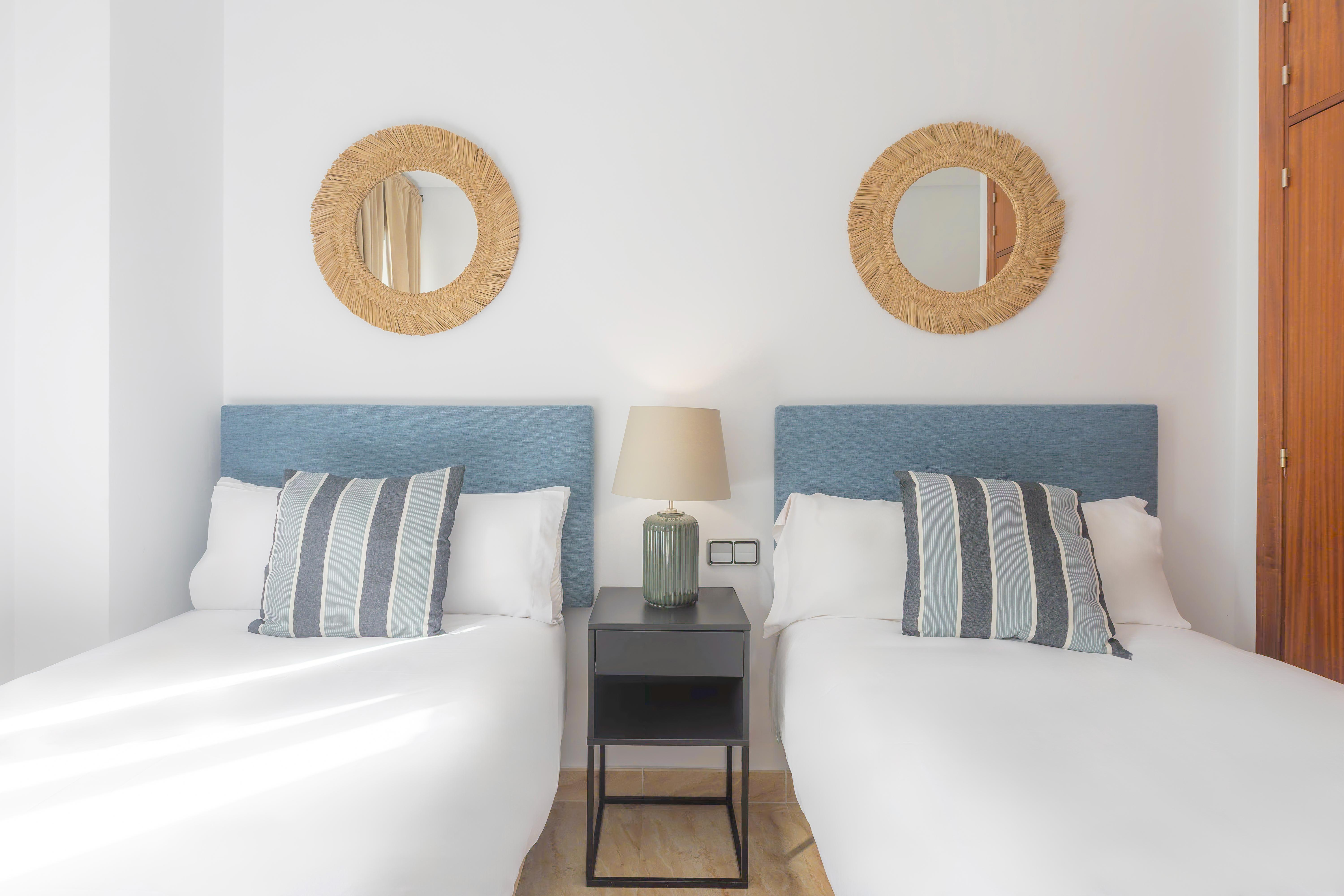 Apt Blueseas Bahia Marina 26/58