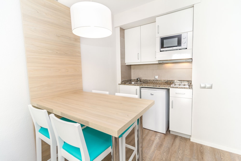 Eix Lagotel Holiday Resort 47/69