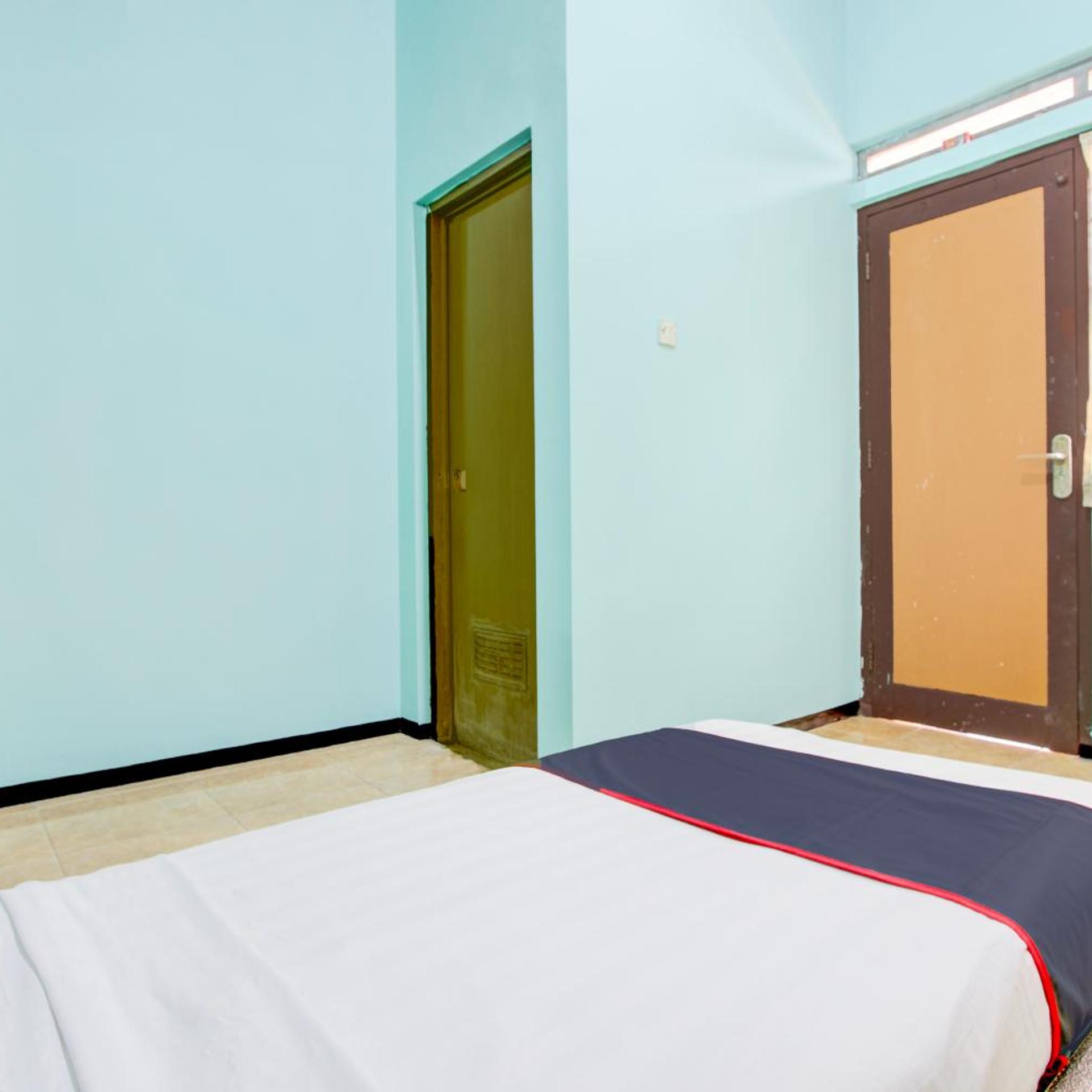 Hotel O Purwokerto Near Alun Alun Purwokerto Formerly Guest House Rania 12/29