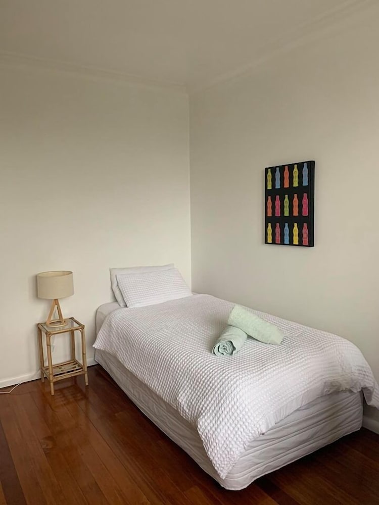 Kiwi Heritage Homestay 7/30
