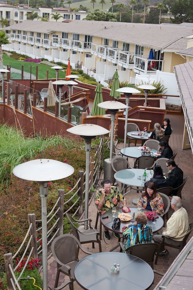 Spyglass Inn 30/38