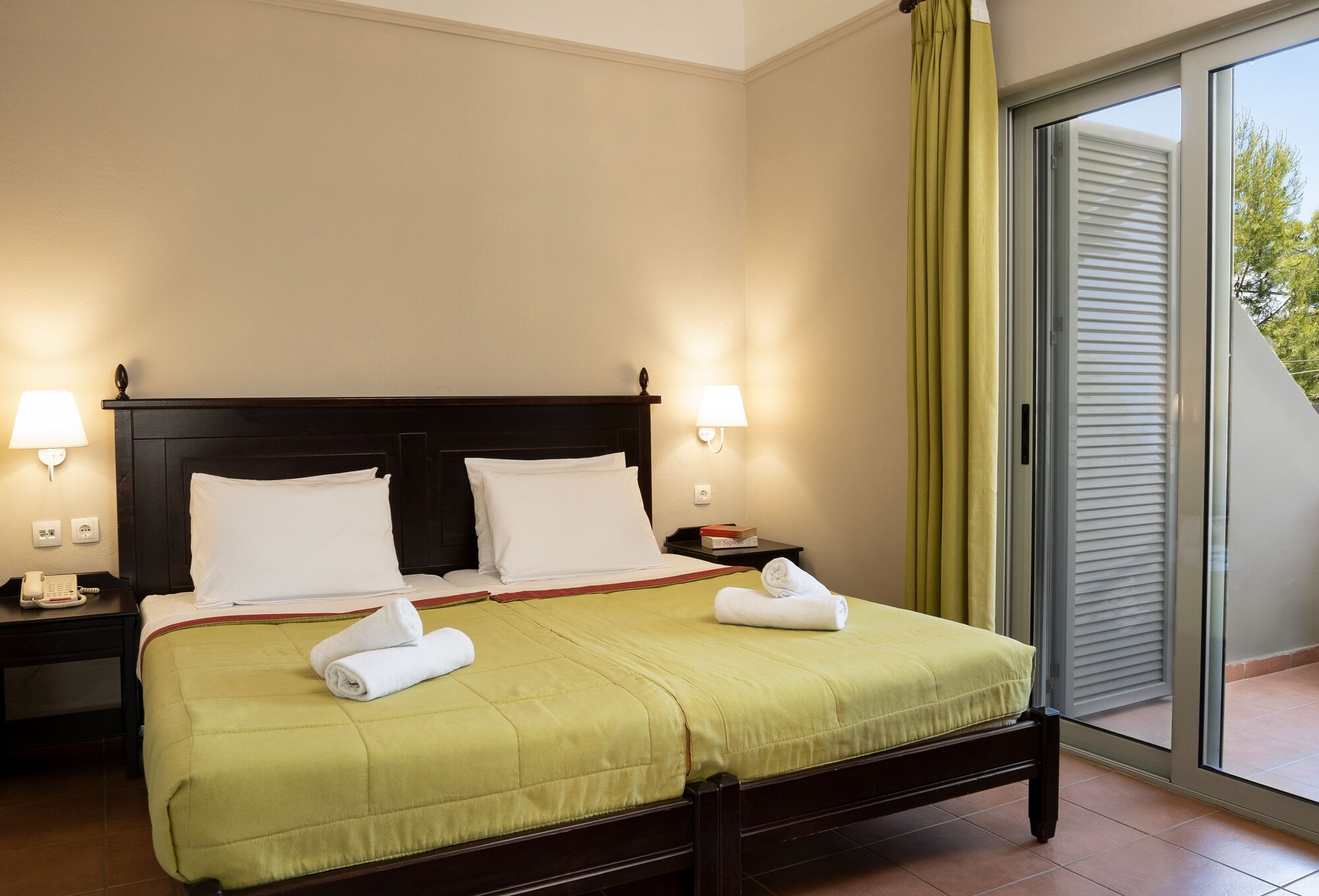 1 BEDROOM, APARTMENT
