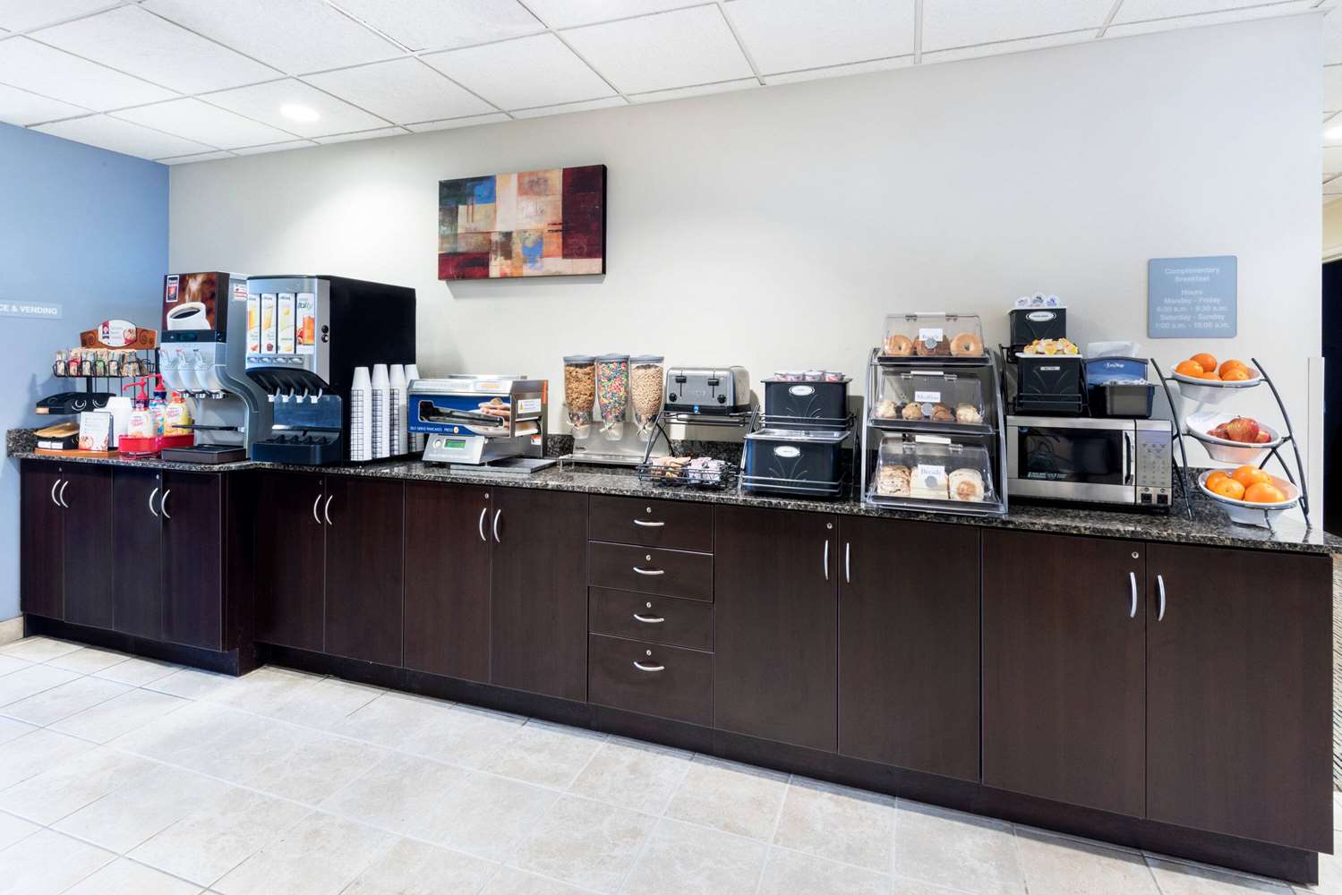 Microtel Inn And Suites Baton Rouge Airport 22/27