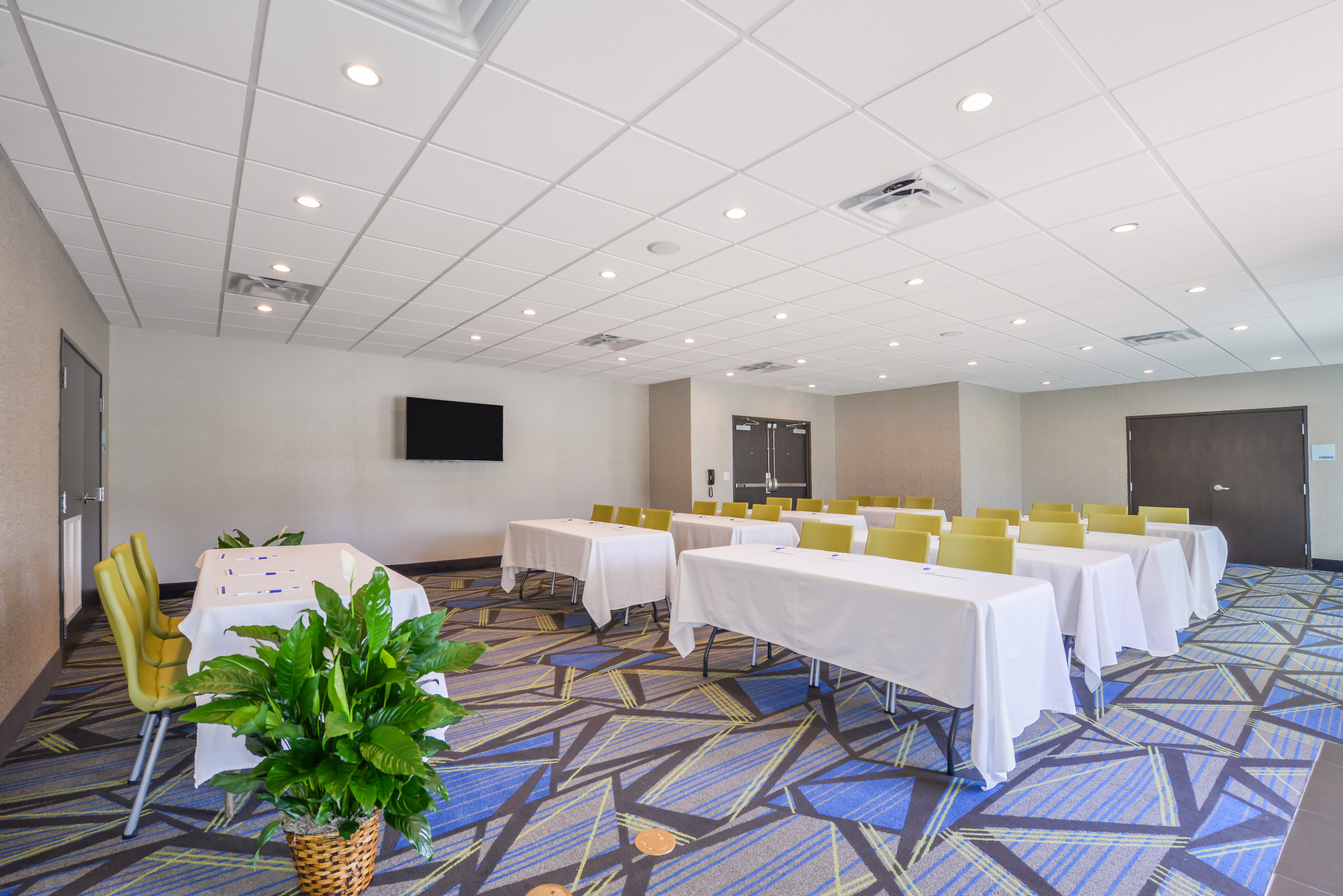 Holiday Inn Express Donaldsonville 59/70