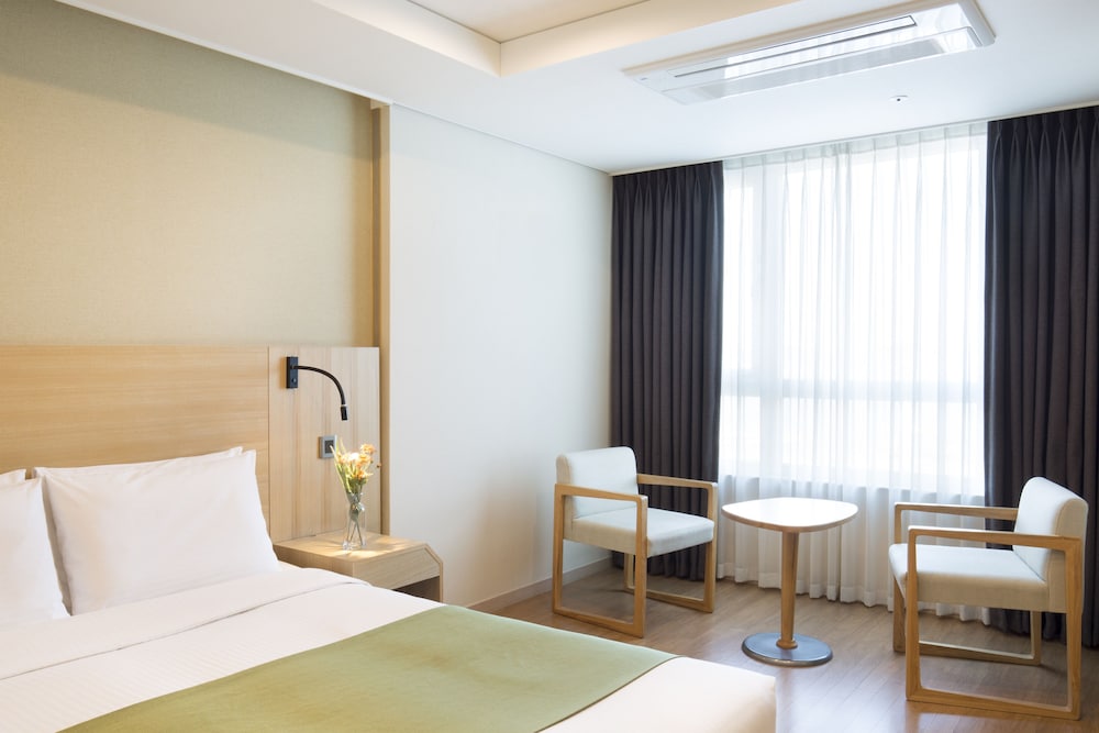 Crown Harbor Hotel Busan 17/72