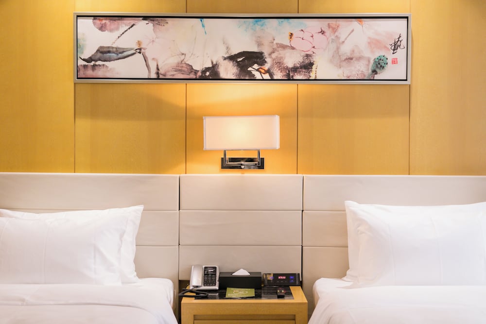 Mercure Beijing Chang An West 26/48