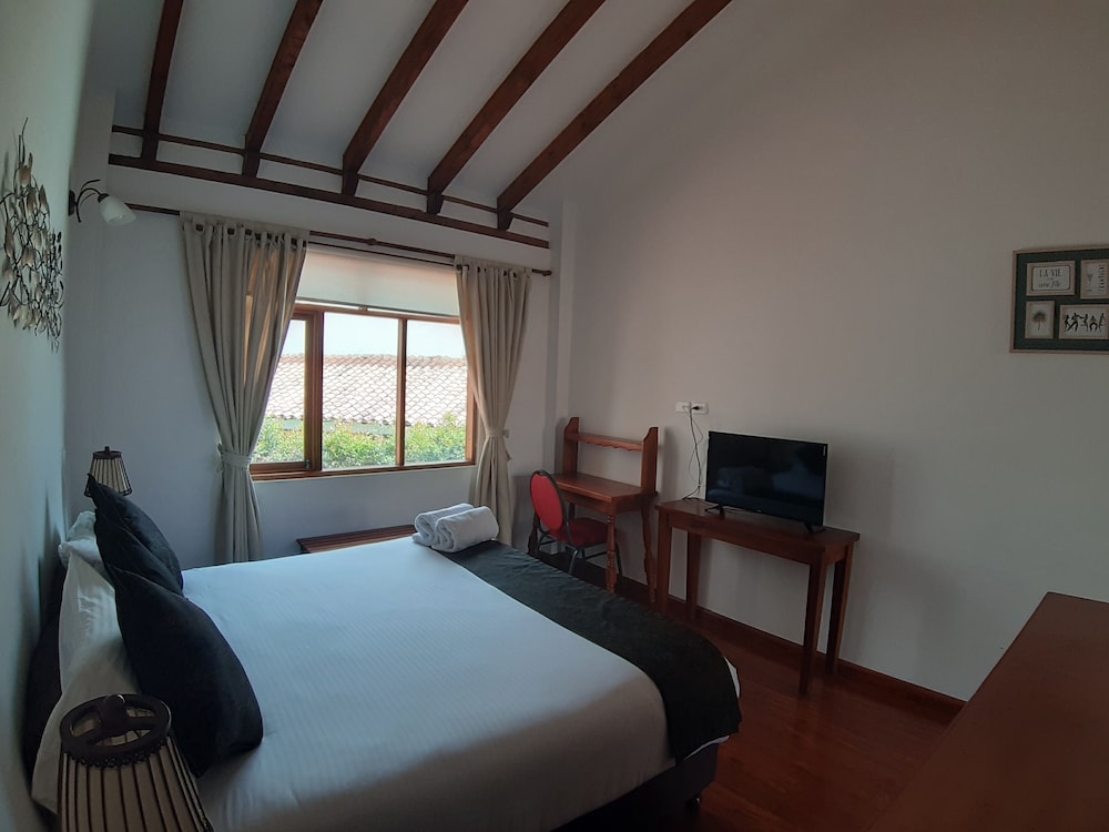 Hotel El Giro 11/50