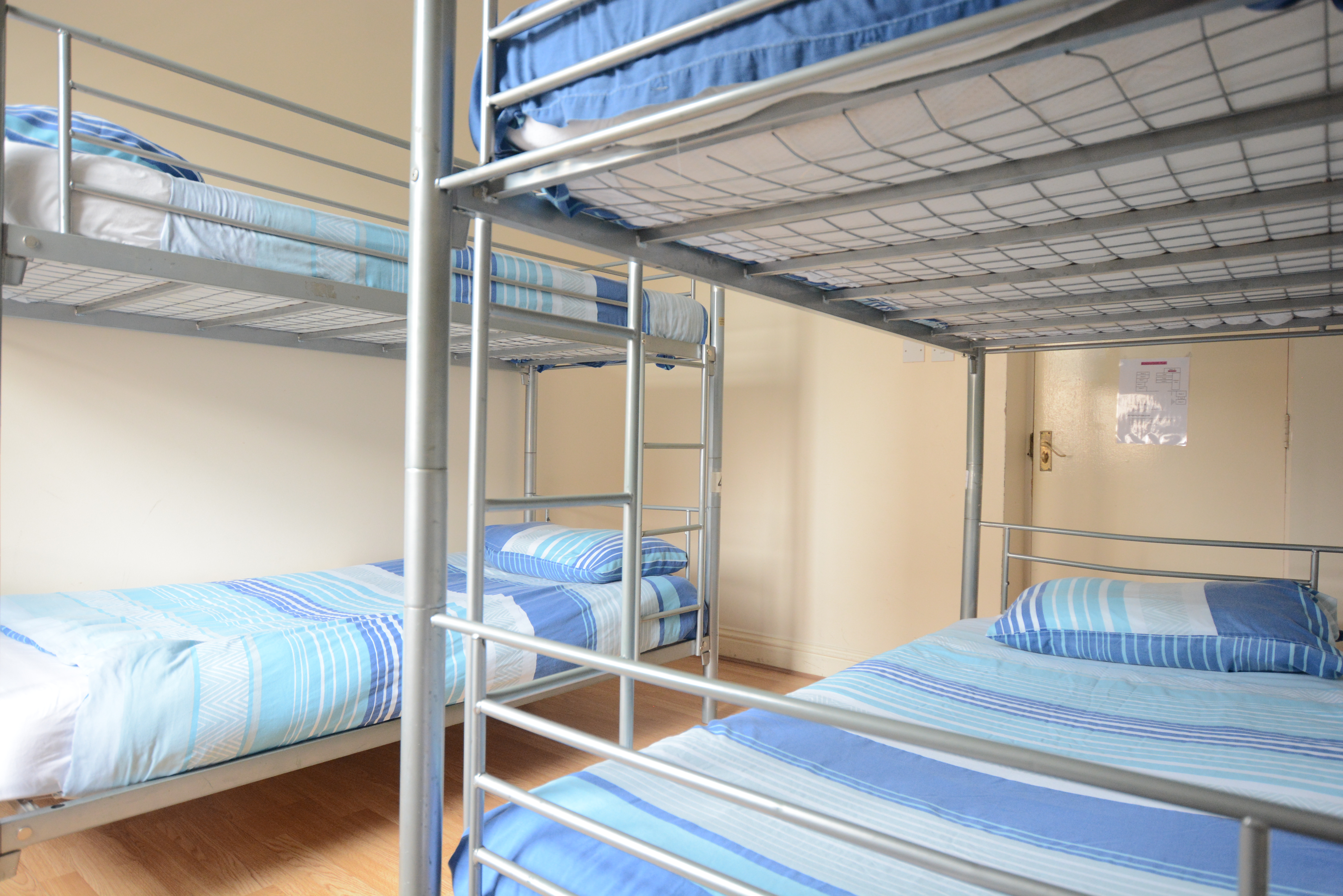Private, 4 Beds