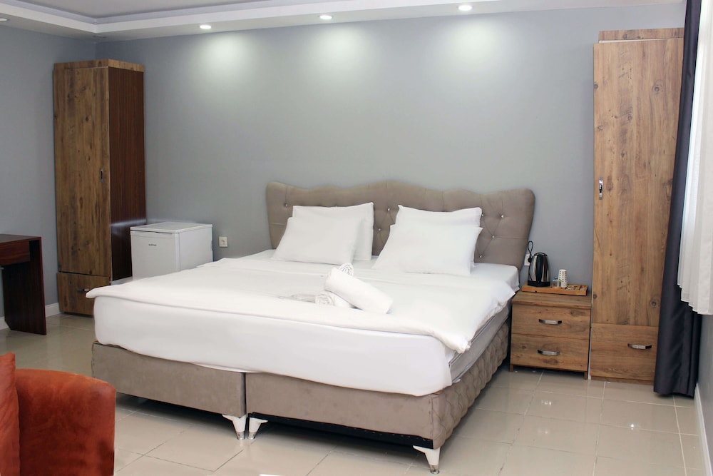 Avist Hotel 13/50