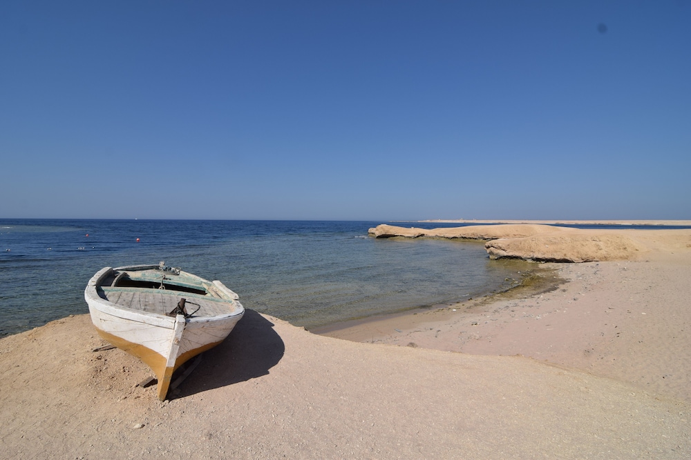 Sharm El Naga Resort and Diving Center 24/37