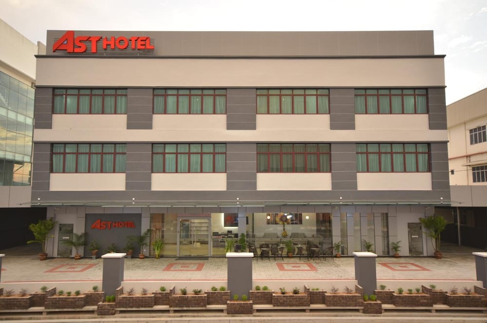 Ast Hotel 6/56