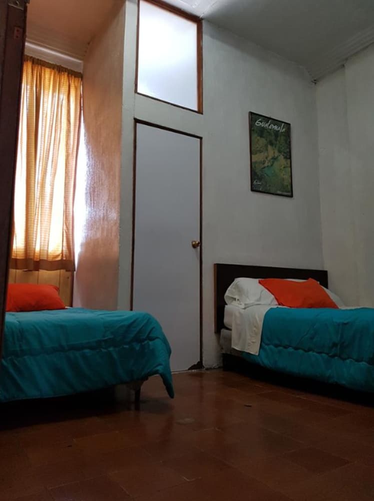 Hotel Metropolitano 17/24