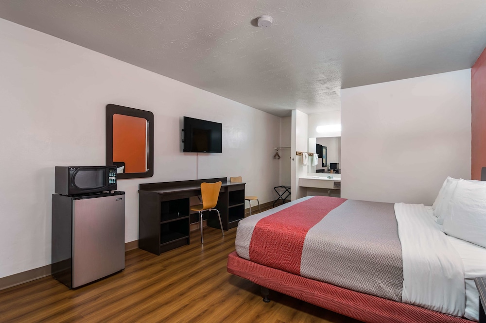 Motel6 Attalla AL 26/63