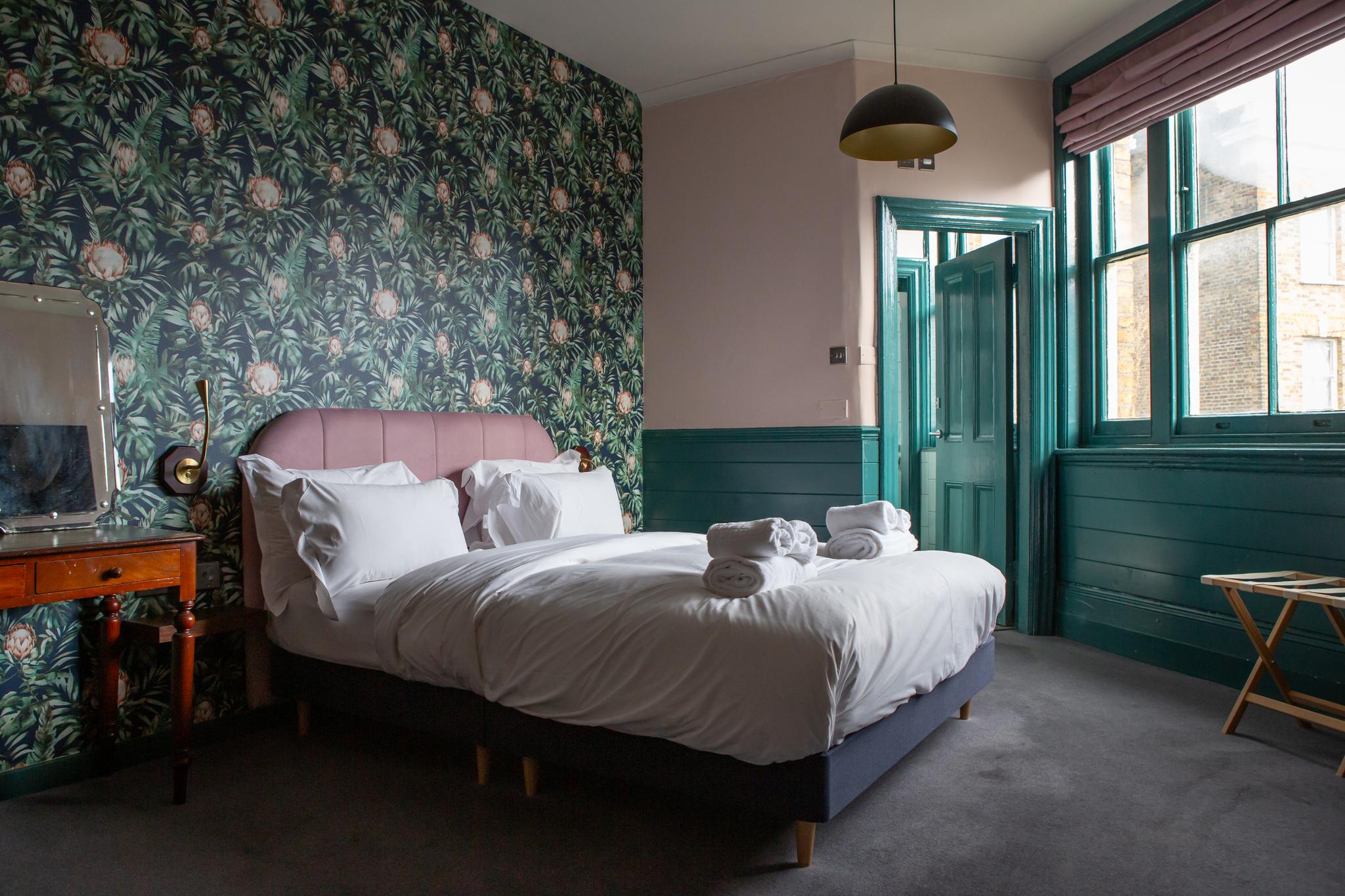 Smart, Deluxe, Double Bed