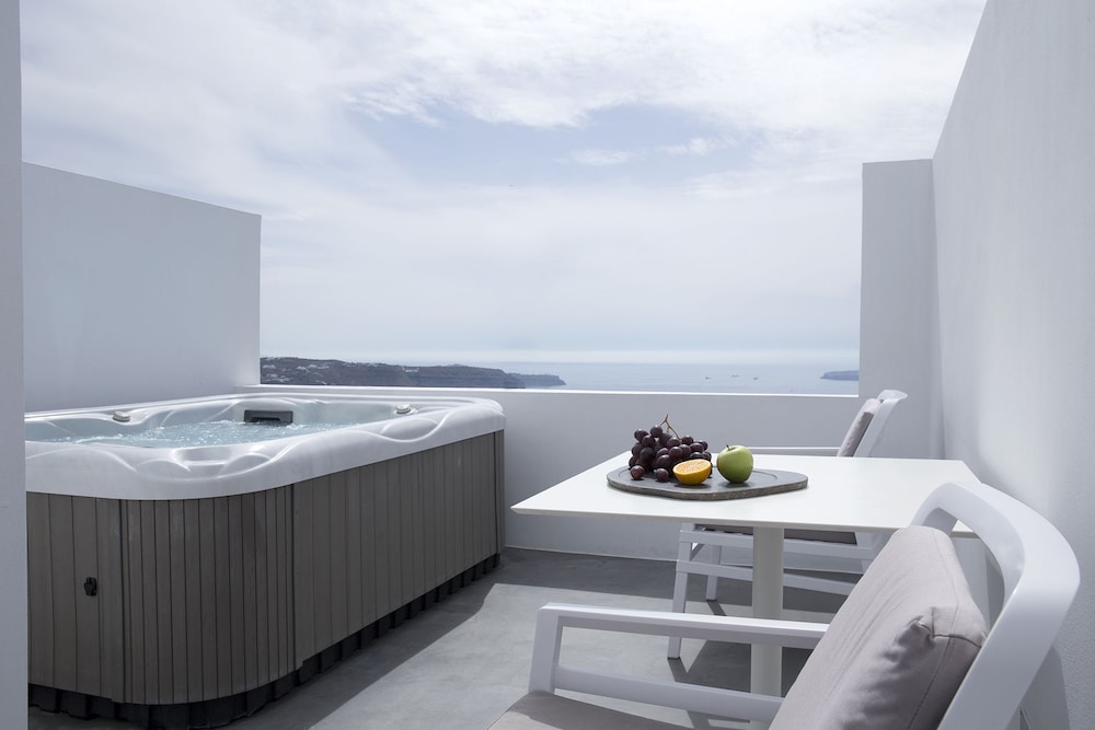 May Seven Suites - Adults Only 25/50
