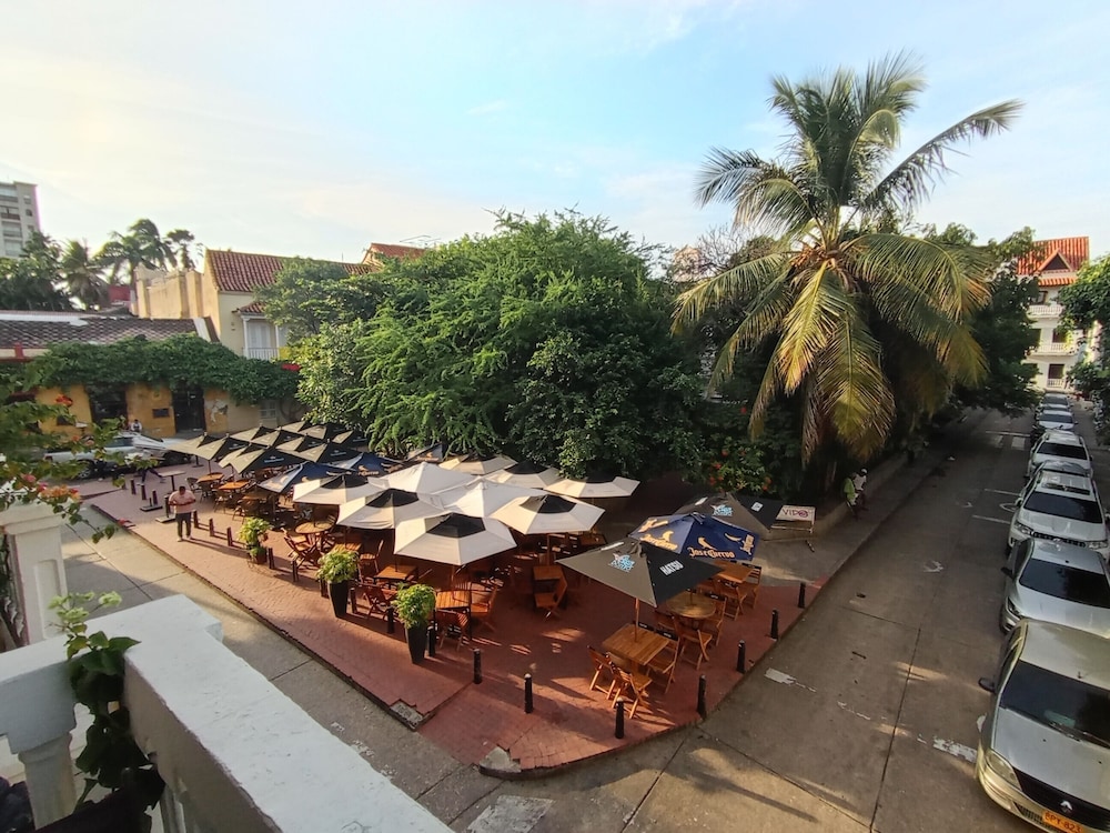 Hotel AT THE PARK 40/53