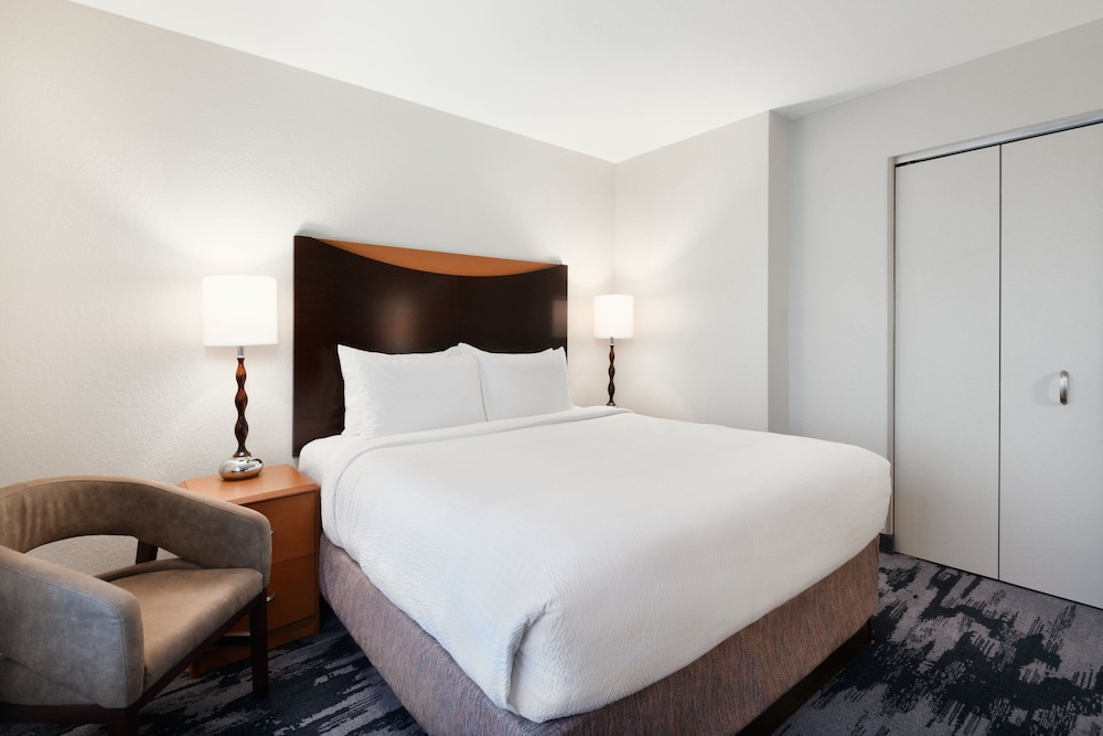 Fairfield Inn And Suites By Marriott Ft Pierce 13/50
