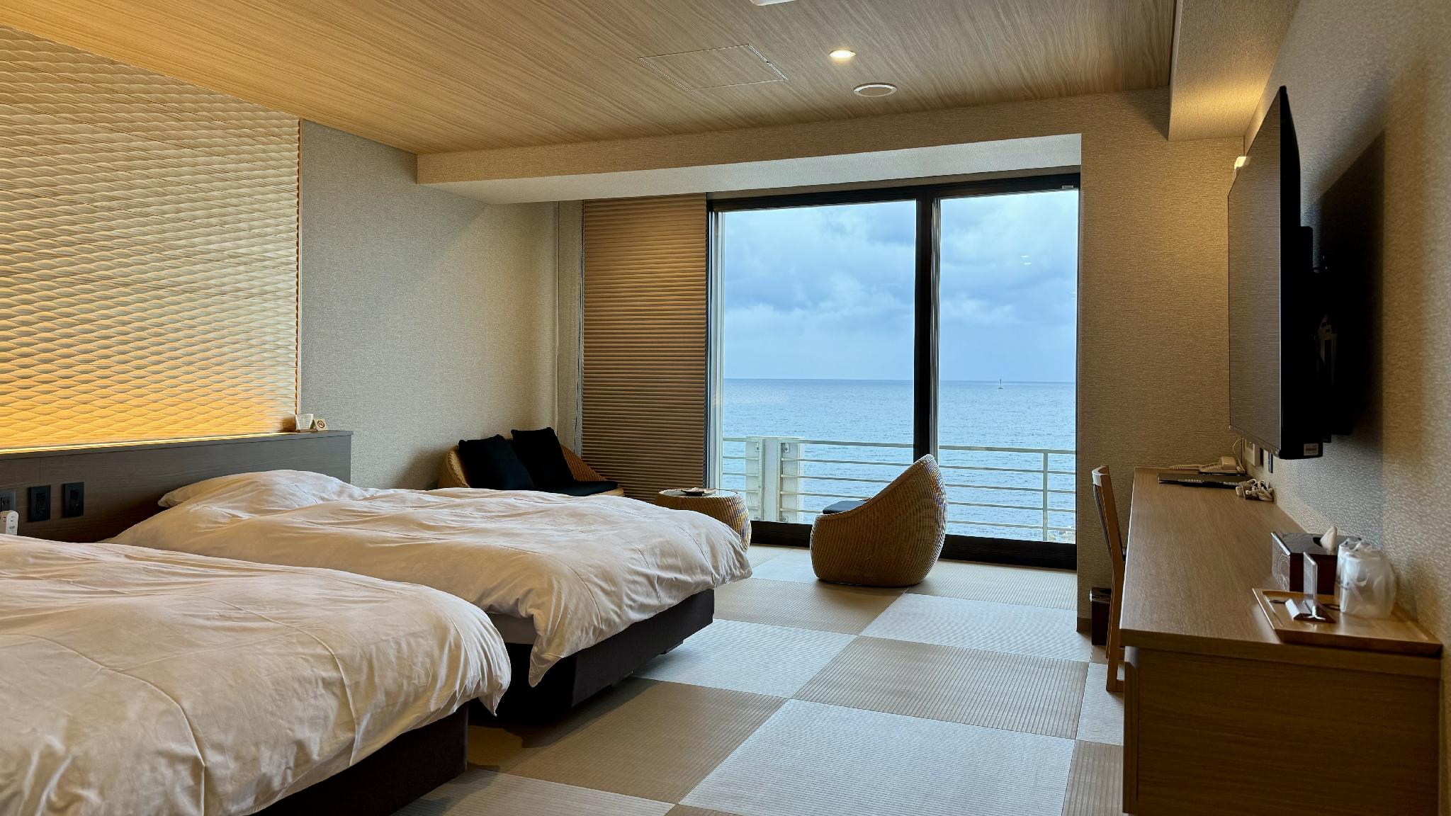 Standard, Twin Beds, Ocean View, Night View