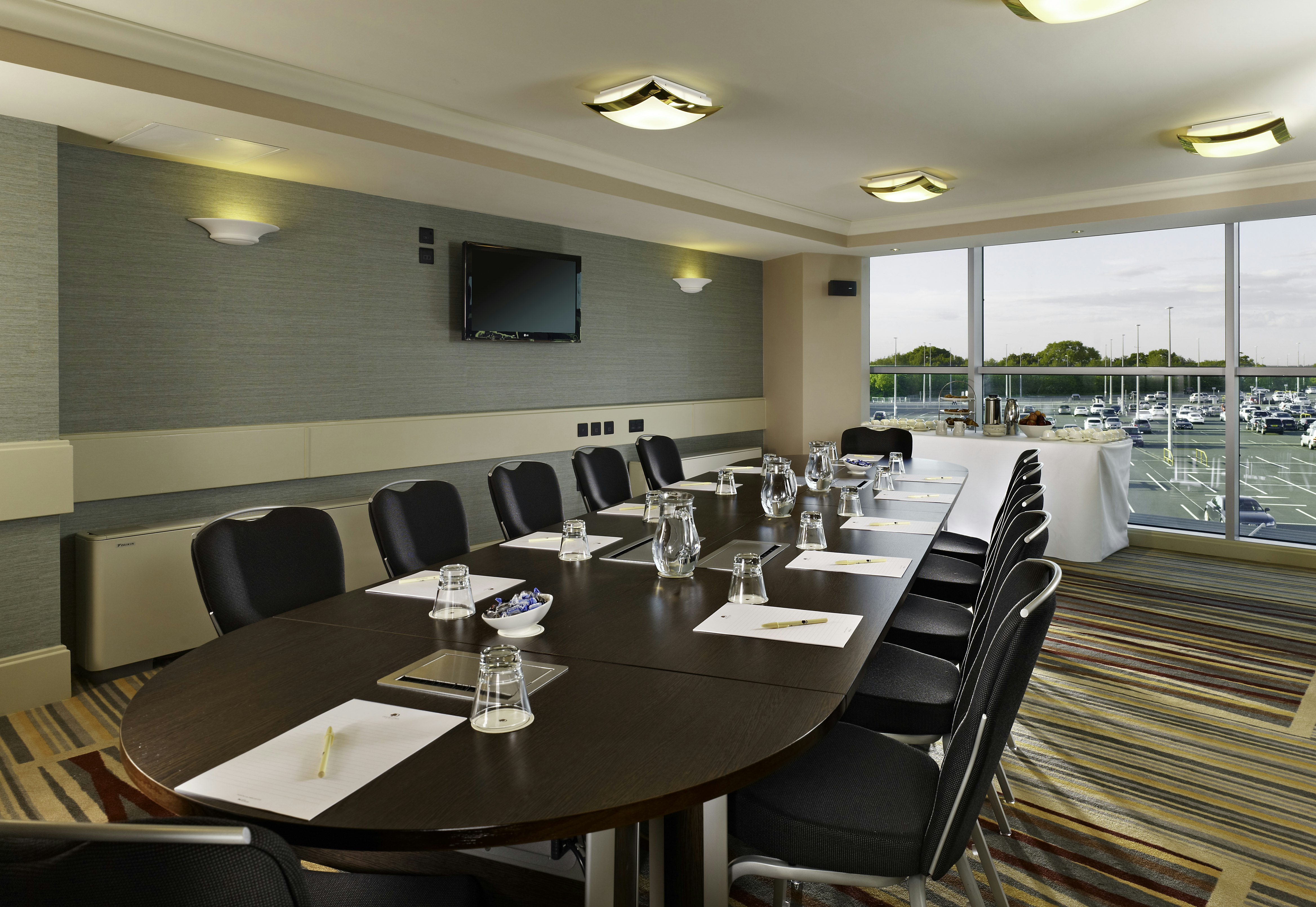 DoubleTree by Hilton Newcastle International Airport 33/46