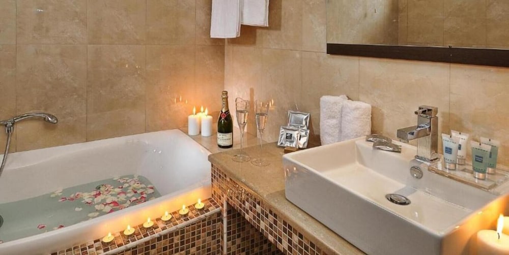 THE NOVERIAN Scenic Crete 5* Hilltop Villa Resort & Spa 46/46