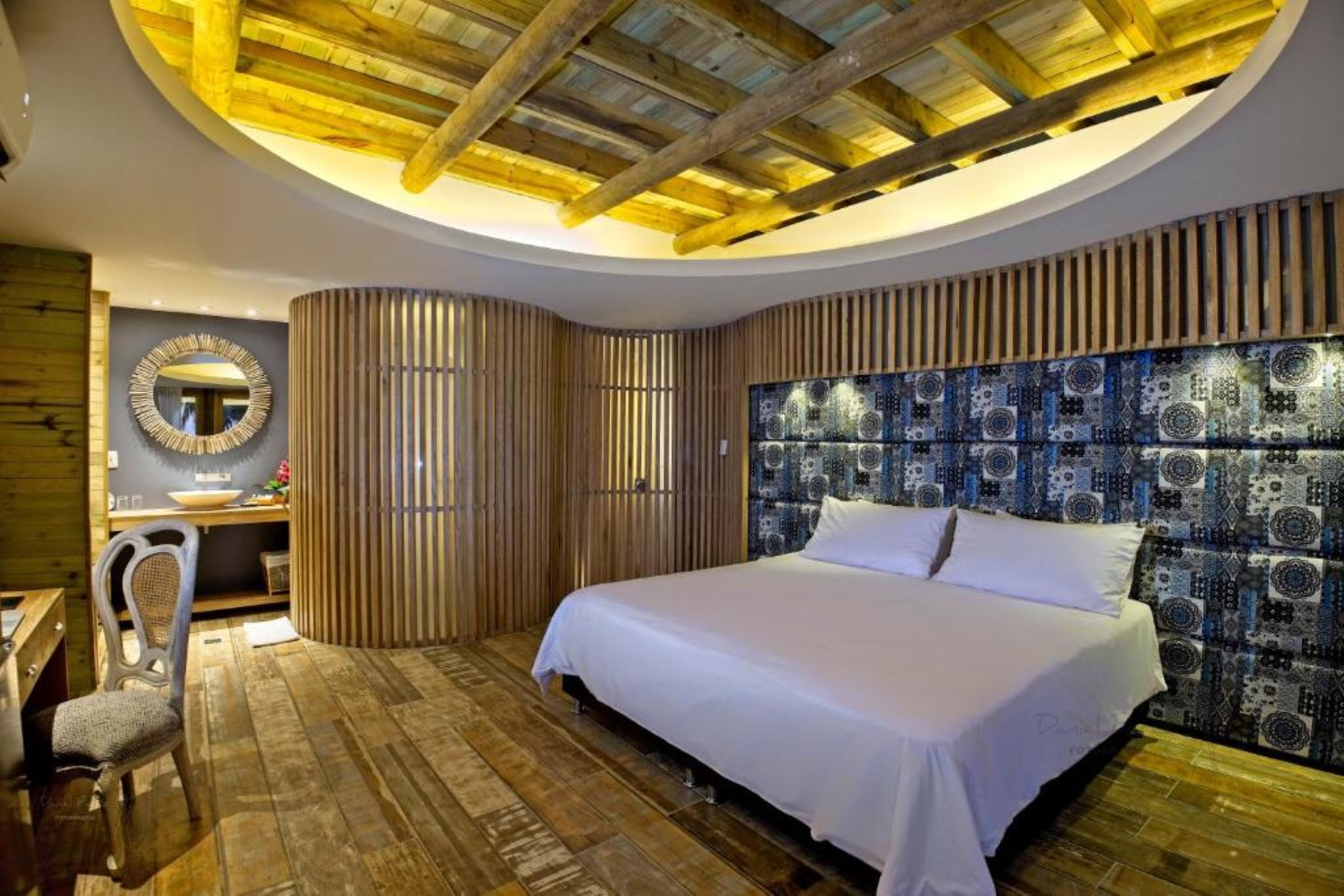 Master, Suite