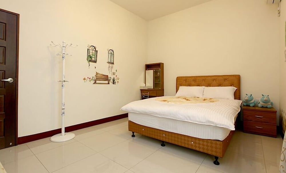 Heyi Homestay 8/25