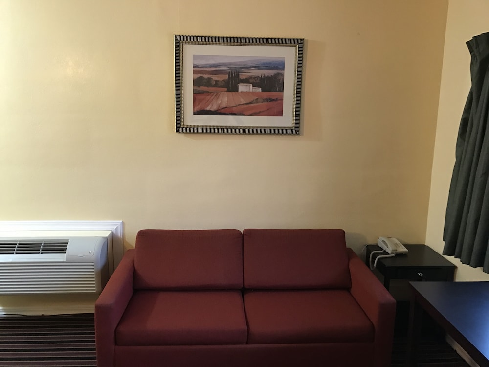 Budget Inn of America 41/65